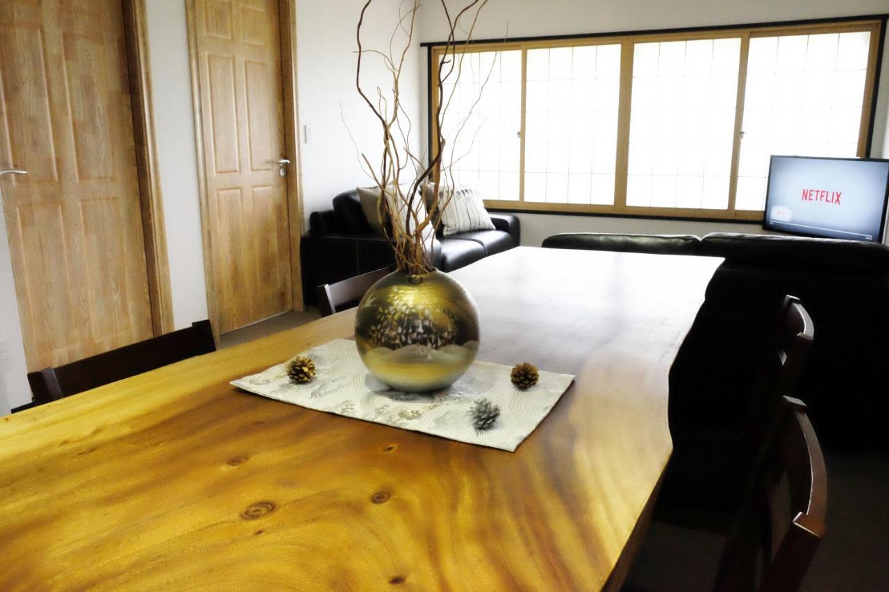 Ski-In, Ski-Out Iwatake Apartments Hakuba Eksteriør billede